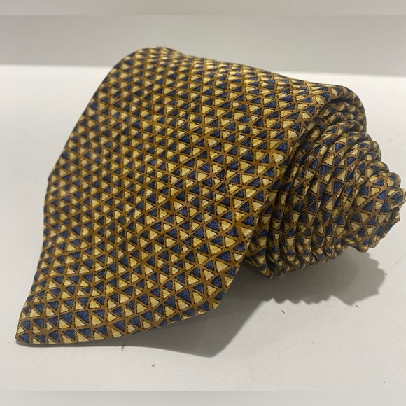 Robert Talbott Studio 100% Silk Tie Gold Blue Geometric Triangles - Picture 2 of 6
